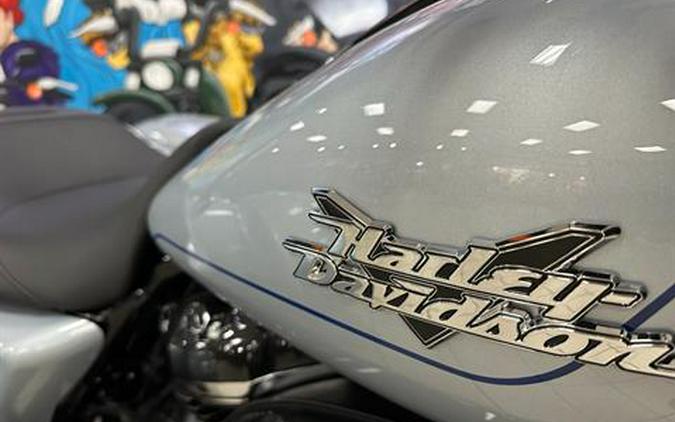 2024 Harley-Davidson Road Glide® 3