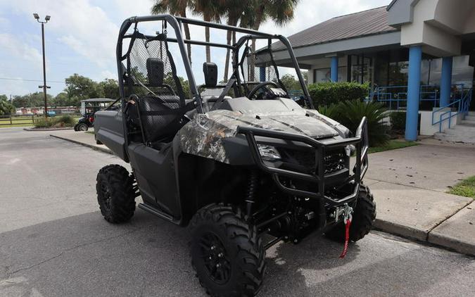 2025 Honda® Pioneer 700 Forest