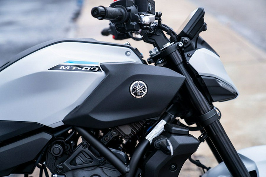 2025 Yamaha MT 07