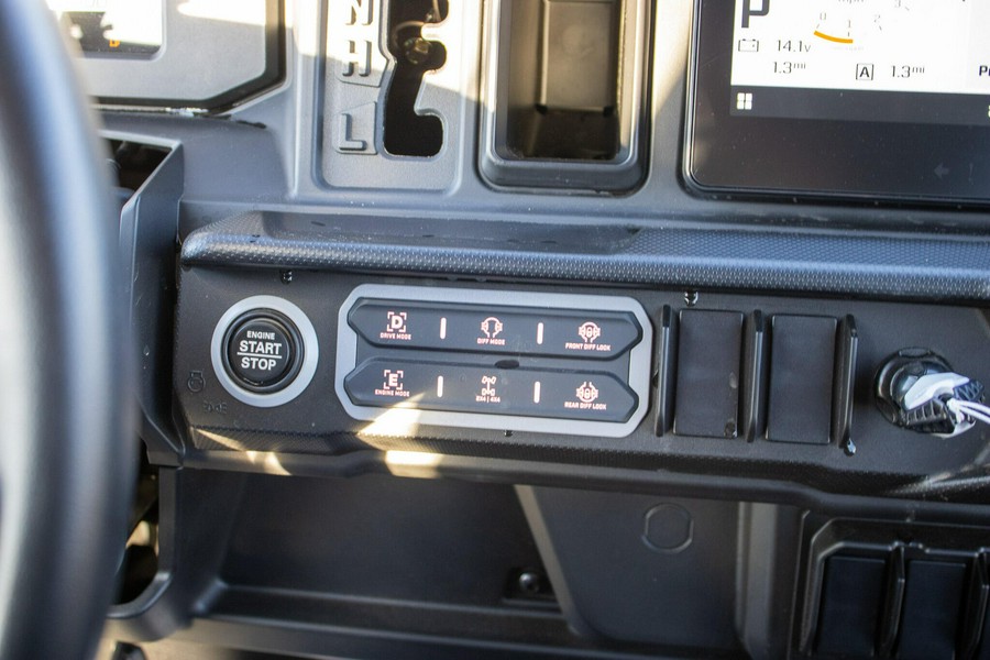 2026 CAN-AM DEFENDER MAX LONE STAR HD11