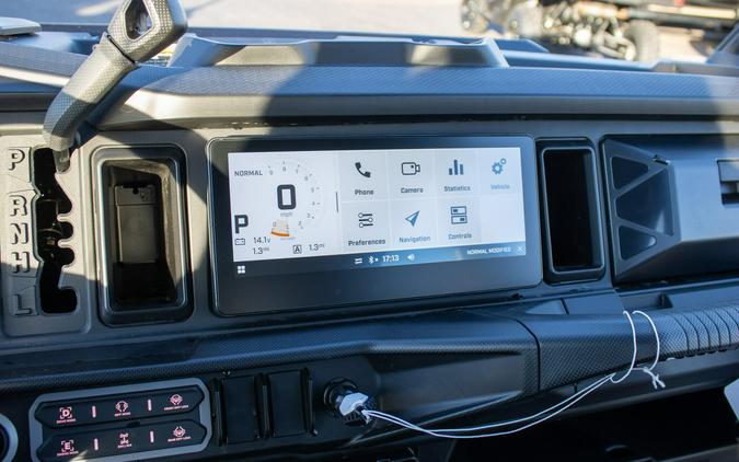 2026 CAN-AM DEFENDER MAX LONE STAR HD11