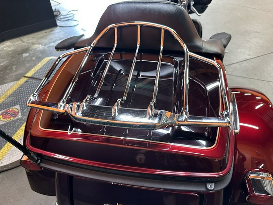 2014 Harley-Davidson Trike FLHTCUTG - Tri Glide Ultra