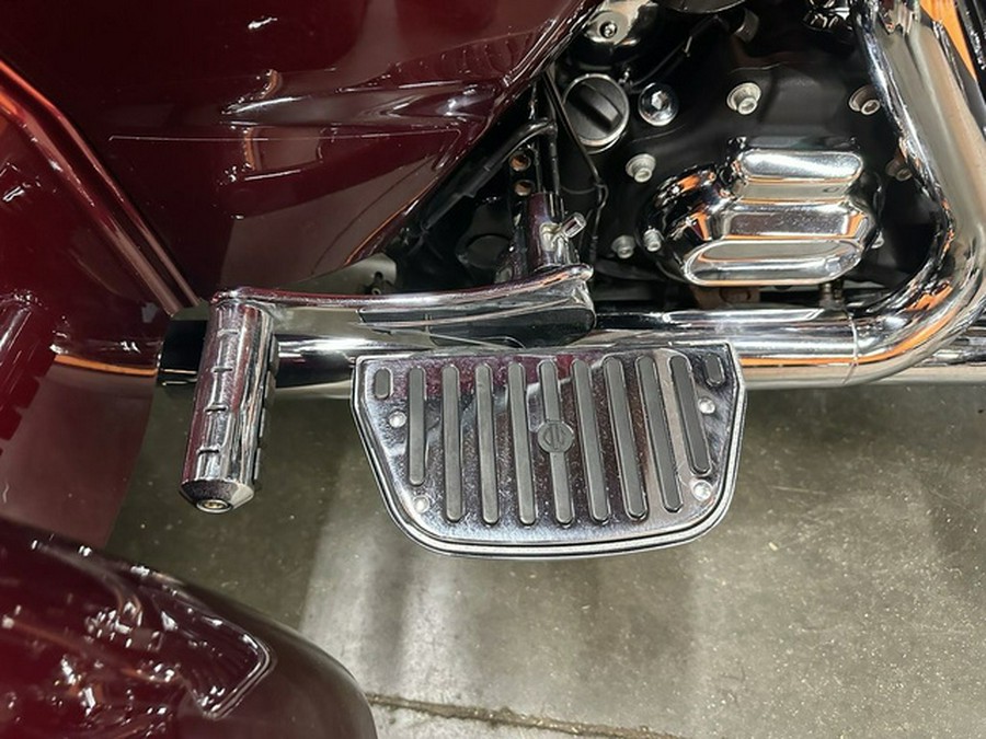 2014 Harley-Davidson Trike FLHTCUTG - Tri Glide Ultra