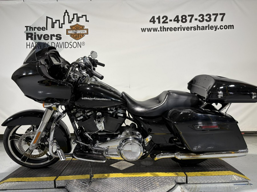 2017 Harley-Davidson Road Glide Special Vivid Black
