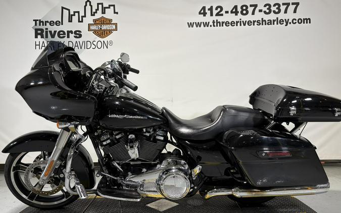 2017 Harley-Davidson Road Glide Special Vivid Black