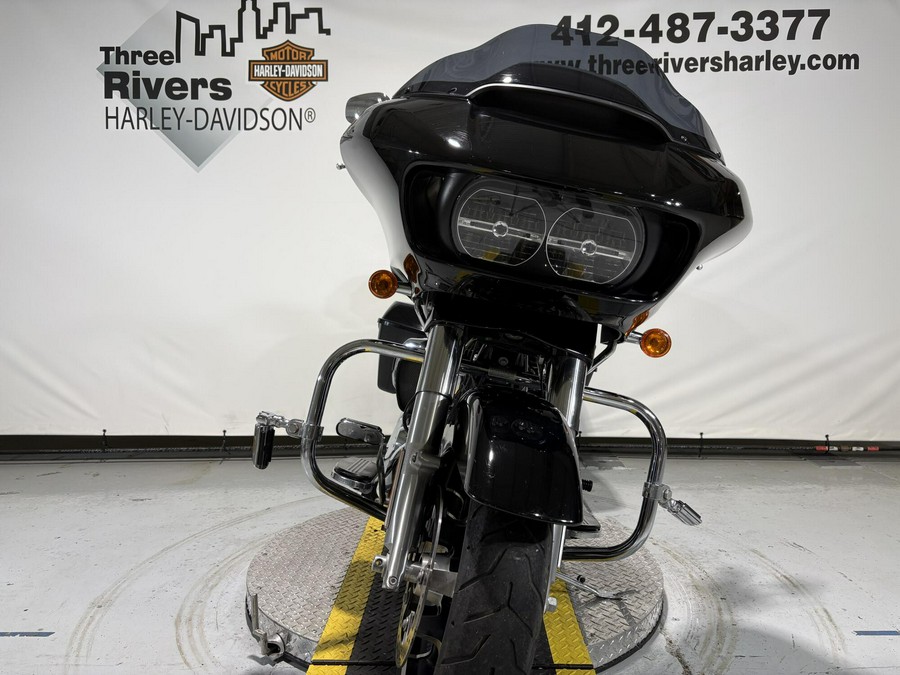 2017 Harley-Davidson Road Glide Special Vivid Black