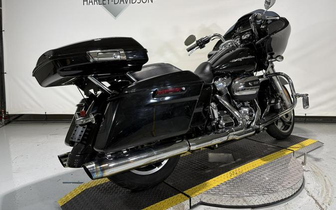2017 Harley-Davidson Road Glide Special Vivid Black