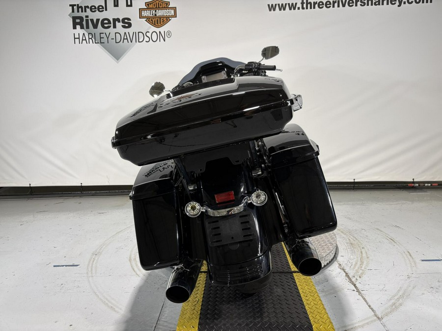 2017 Harley-Davidson Road Glide Special Vivid Black