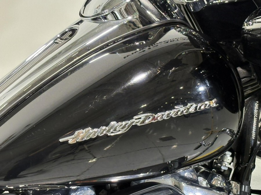 2017 Harley-Davidson Road Glide Special Vivid Black