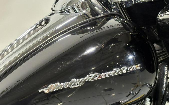 2017 Harley-Davidson Road Glide Special Vivid Black
