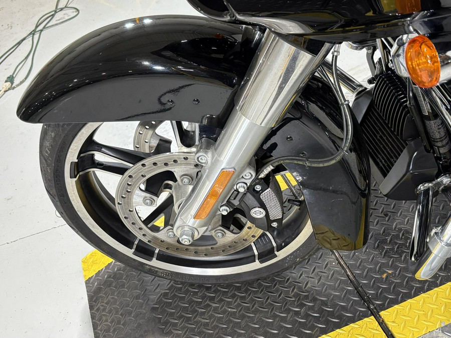 2017 Harley-Davidson Road Glide Special Vivid Black