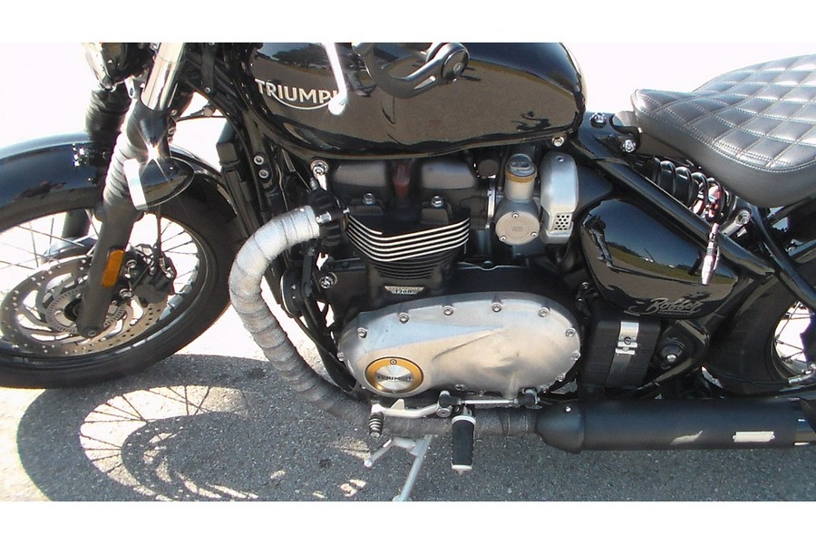 2018 Triumph Bonneville Bobber Base
