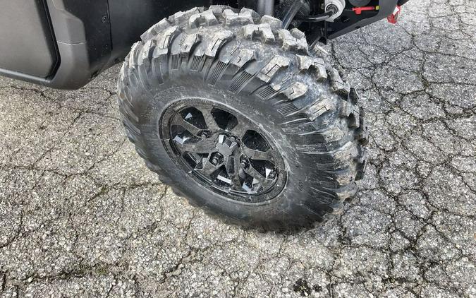 2026 Can-Am® Defender MAX XT CAB HD11