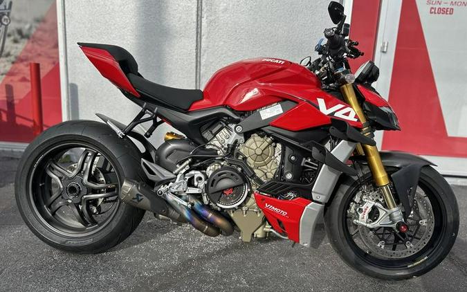 2020 Ducati Streetfighter V4 S Review (25 Fast Facts)