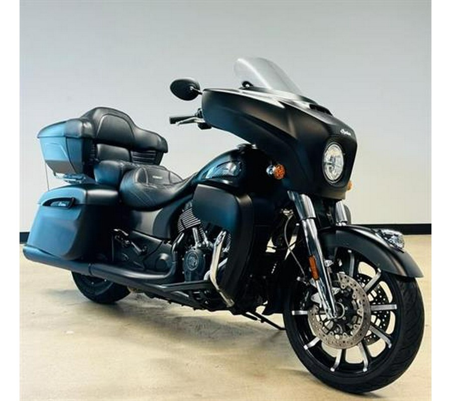 2020 Indian Motorcycle Roadmaster® Dark Horse®