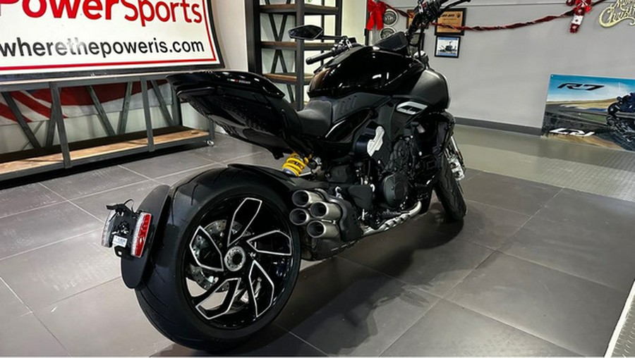 2025 Ducati Diavel V4