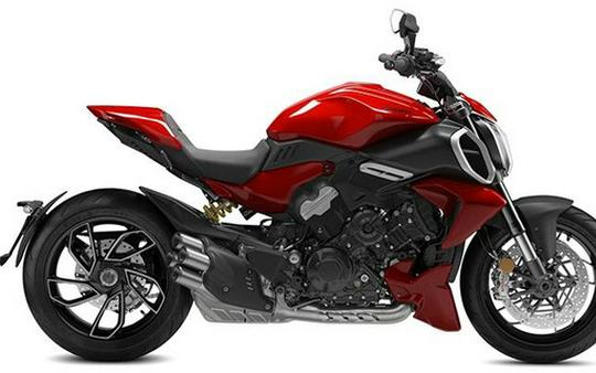2025 Ducati Diavel V4