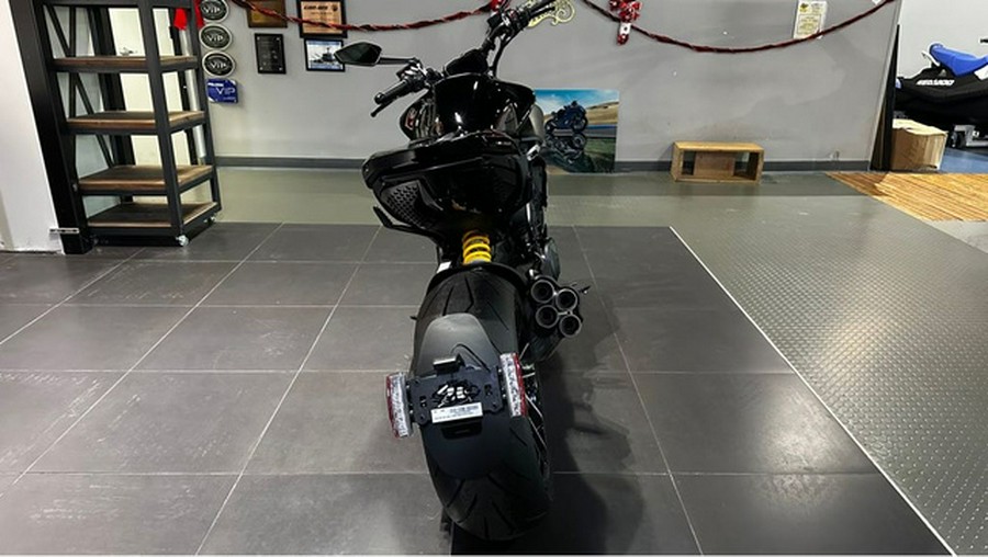 2025 Ducati Diavel V4