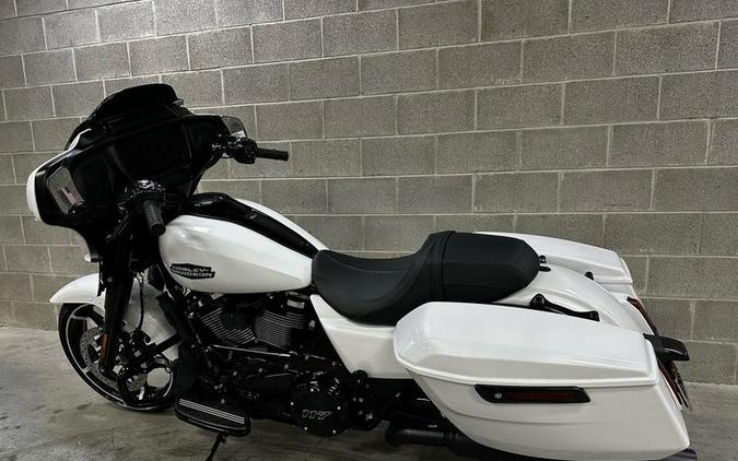 2025 Harley-Davidson® FLHX - Street Glide®