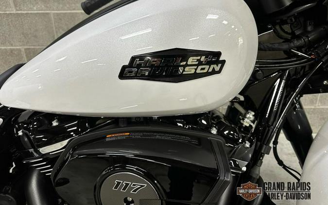 2025 Harley-Davidson® FLHX - Street Glide®