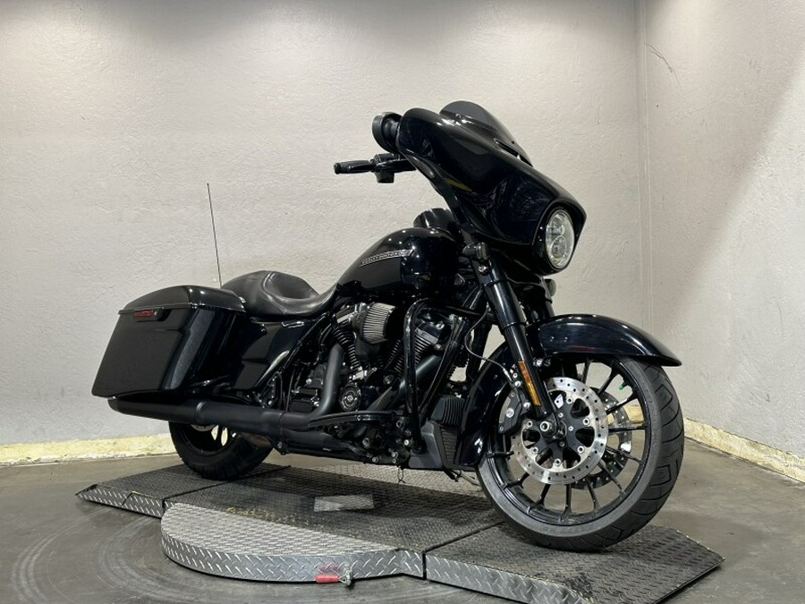 Harley-Davidson Street Glide Special 2019 FLHXS 612550T BLACK