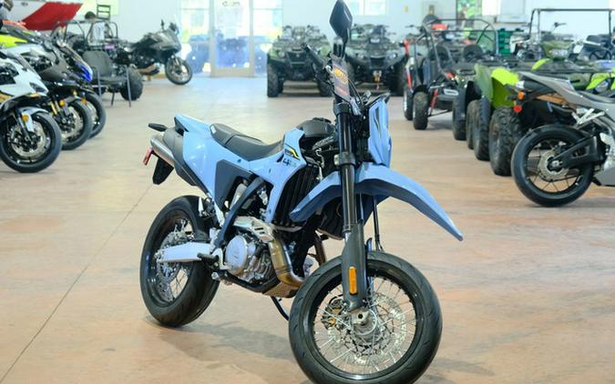 2025 Suzuki DR-Z4SM