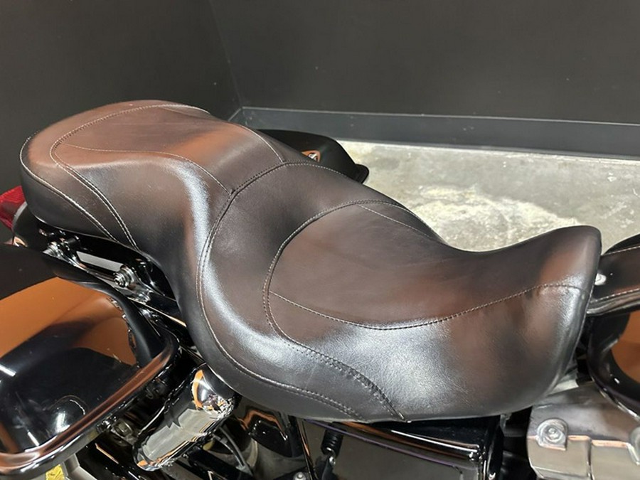 2014 Harley-Davidson FLD - Dyna Switchback