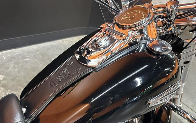 2014 Harley-Davidson FLD - Dyna Switchback