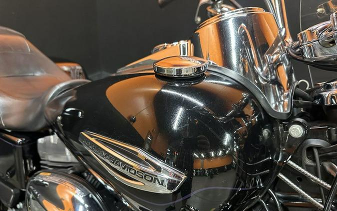 2014 Harley-Davidson FLD - Dyna Switchback