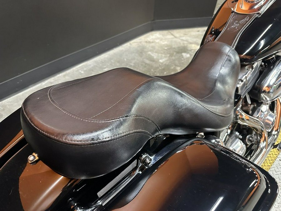 2014 Harley-Davidson FLD - Dyna Switchback