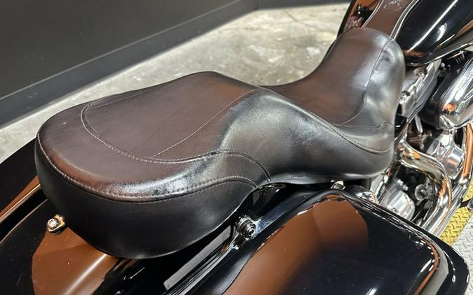 2014 Harley-Davidson FLD - Dyna Switchback