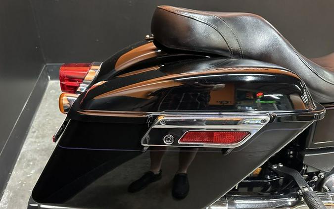 2014 Harley-Davidson FLD - Dyna Switchback