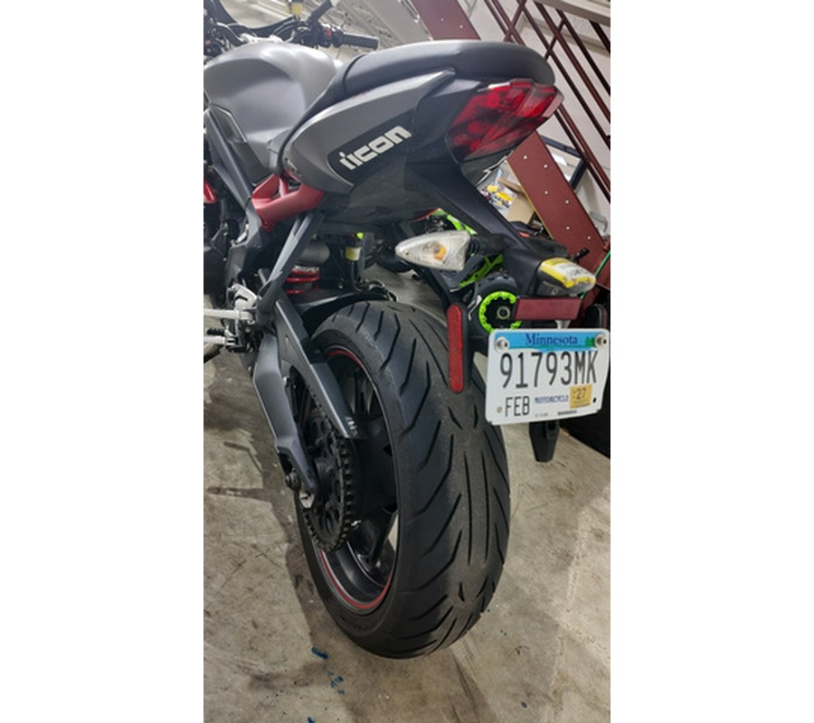 2013 Triumph STREET TRIPLE 675 R