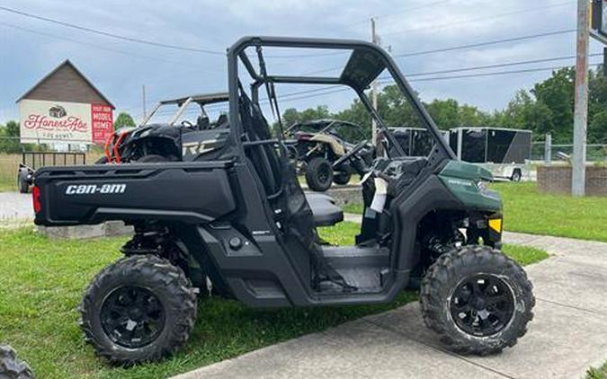 2023 Can-Am Defender DPS HD10