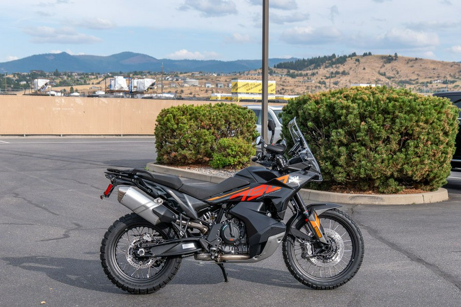 2024 KTM Adventure 790