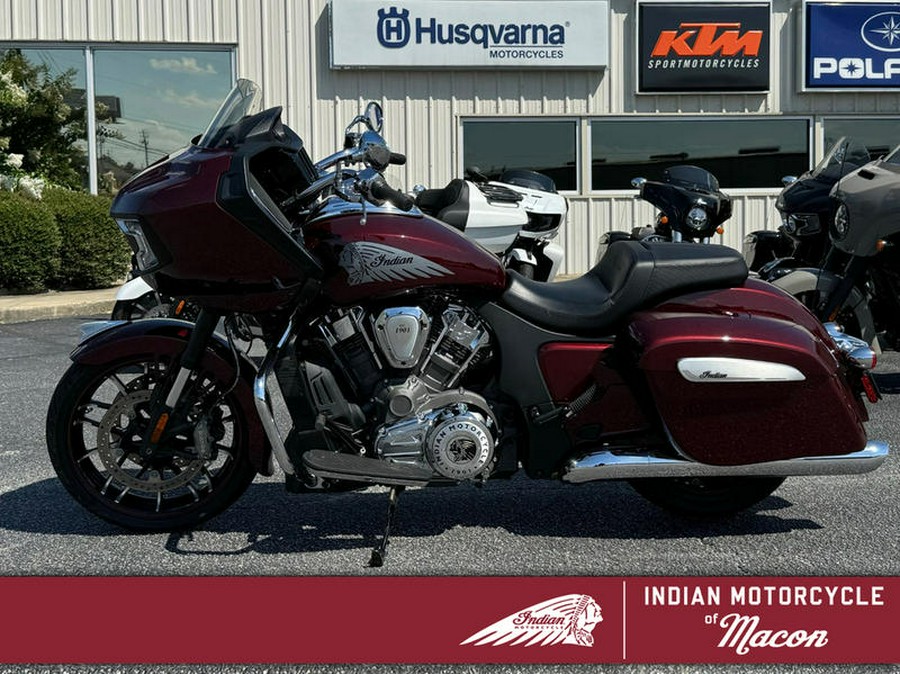 2023 Indian Motorcycle® Challenger® Limited Maroon Metallic