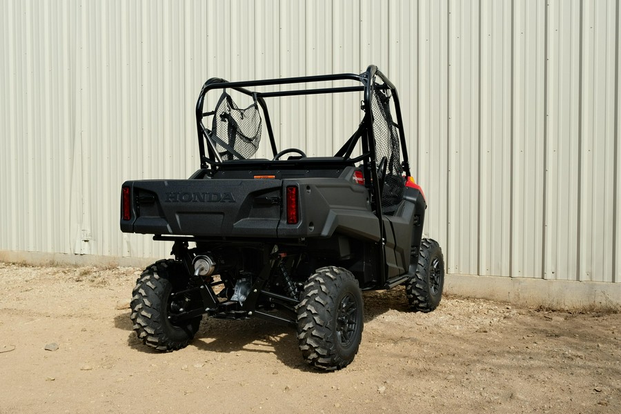 2026 HONDA PIONEER 700 DELUXE