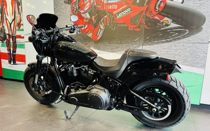 2018 Harley-Davidson® FXFB - Softail® Fat Bob®