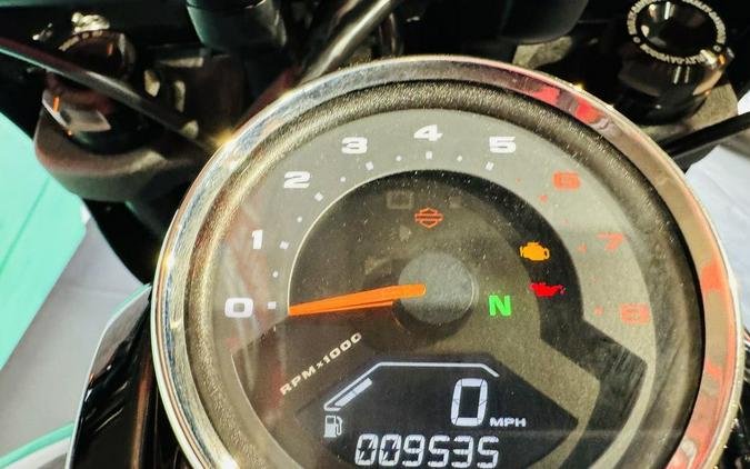 2018 Harley-Davidson® FXFB - Softail® Fat Bob®