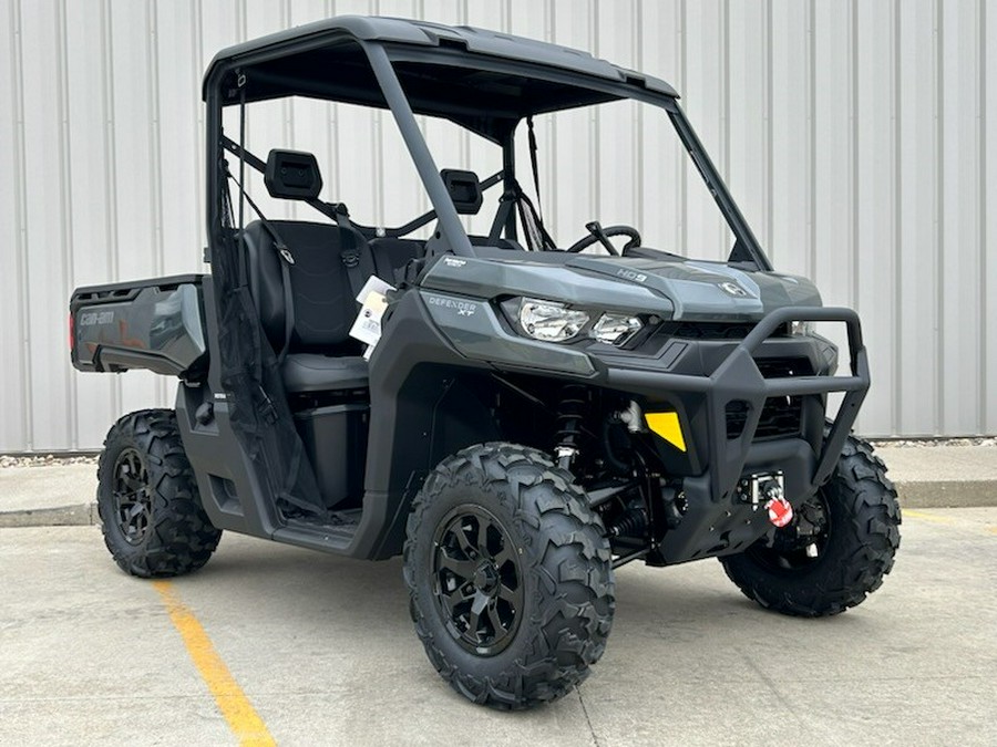 2024 Can-Am Defender XT HD9