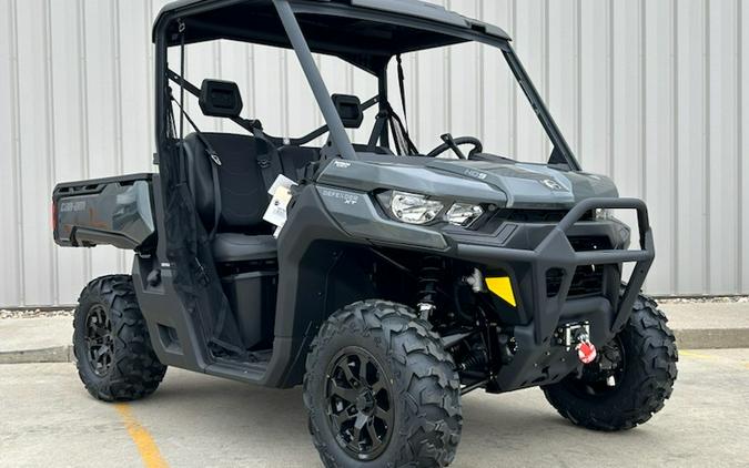 2024 Can-Am Defender XT HD9