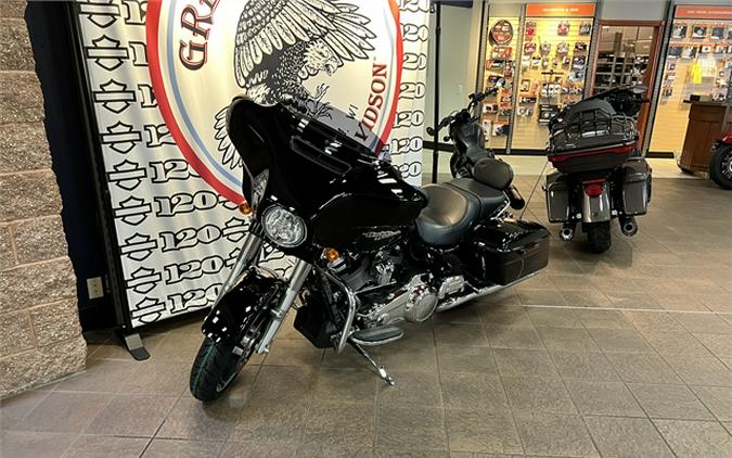 2017 Harley-Davidson Touring Street Glide Special