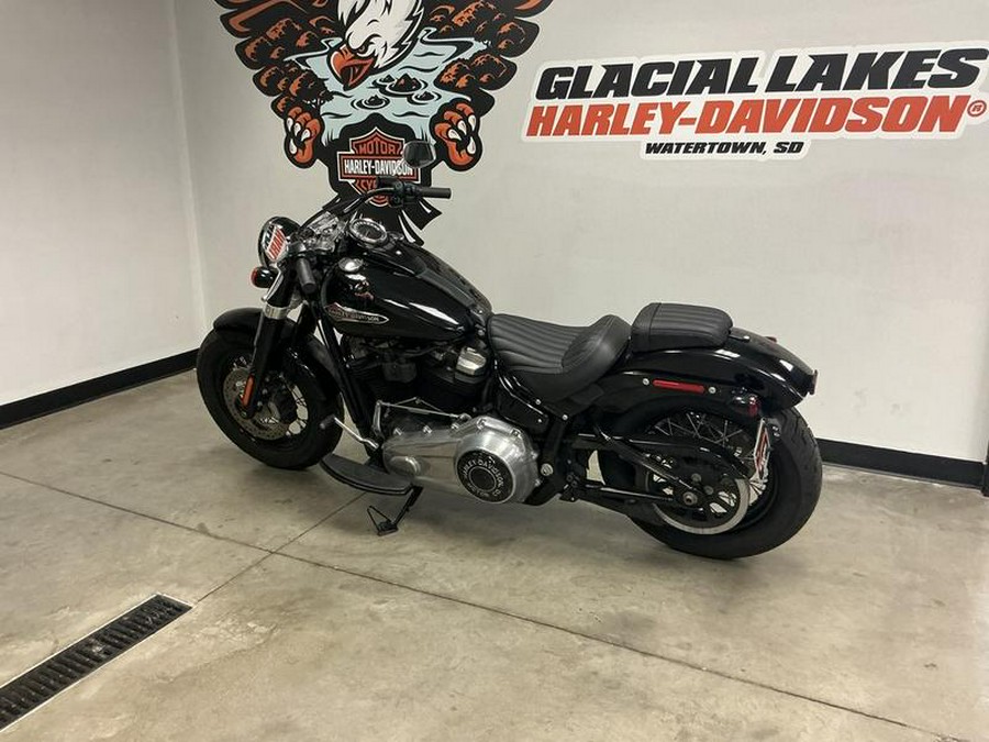 2018 Harley-Davidson® FLSL - Softail® Softail Slim®