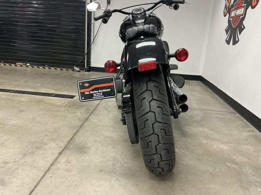 2018 Harley-Davidson® FLSL - Softail® Softail Slim®