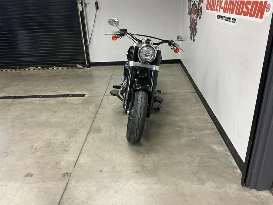 2018 Harley-Davidson® FLSL - Softail® Softail Slim®