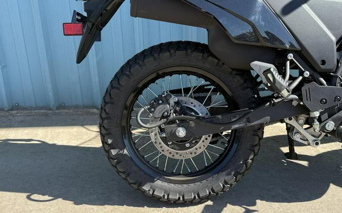 2025 Kawasaki KLR®650 Pearl Crystal White/Metallic Carbon Gray