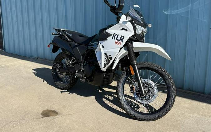 2025 Kawasaki KLR®650 Pearl Crystal White/Metallic Carbon Gray