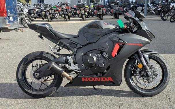 2017 Honda® CBR1000RA
