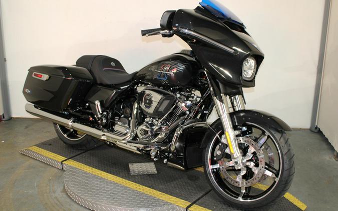 2026 Harley-Davidson Street Glide Grand American Touring FLHX
