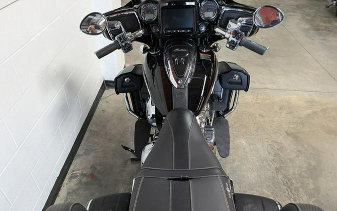 2025 Indian Roadmaster Limited W/Powerband Audio Black Metall
